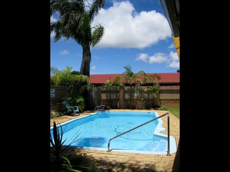 16/7 Waterway Court, Churchlands WA 6018