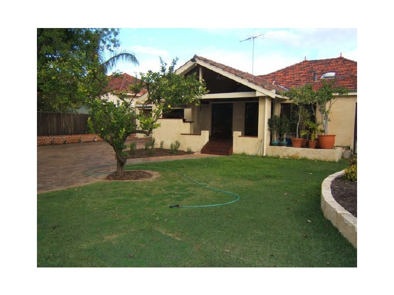 10 Winmarley Street, Floreat WA 6014