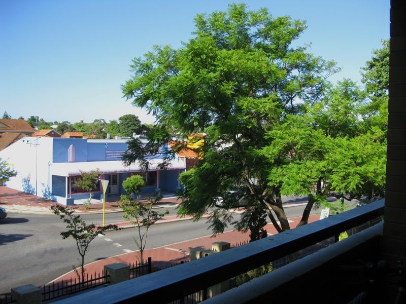 202/365 Cambridge Street, Wembley WA 6014