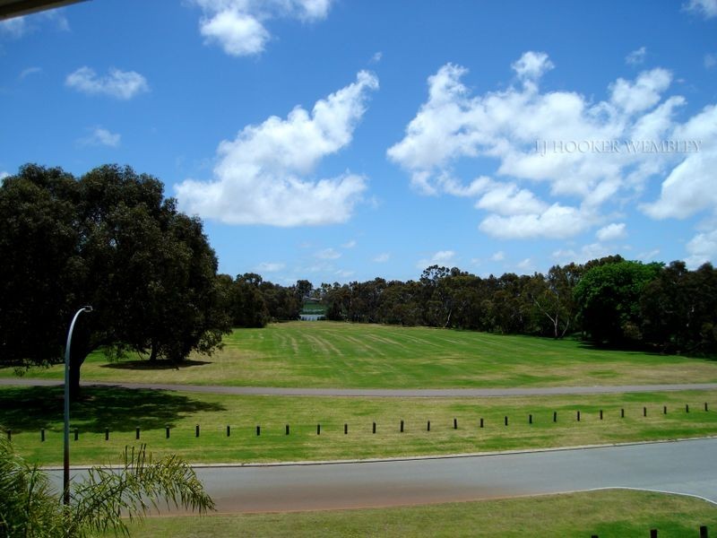 202/365 Cambridge Street, Wembley WA 6014