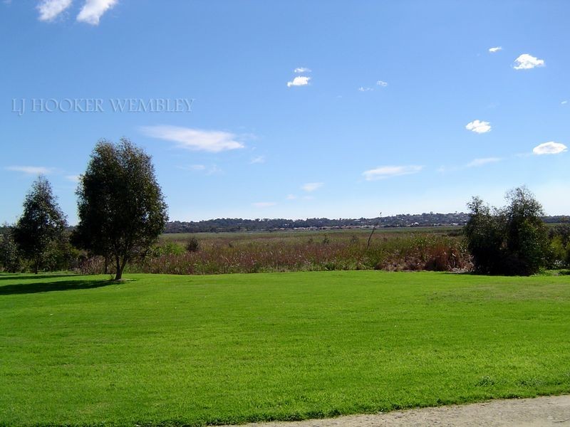 19 Cromarty Road, Floreat WA 6014