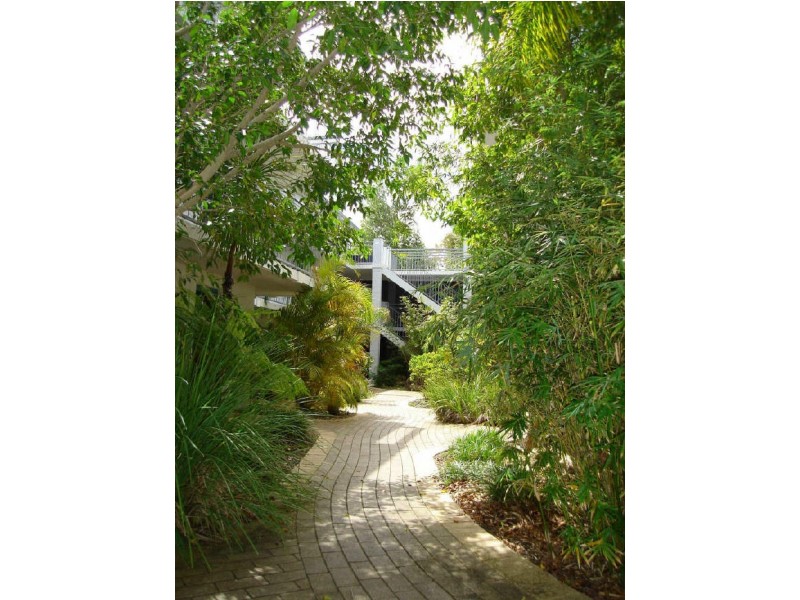 P8/125 Herdsman Parade, Wembley WA 6014