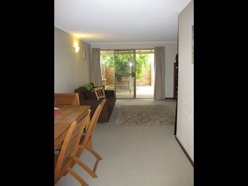 7/4 Corboy Street, Wembley WA 6014