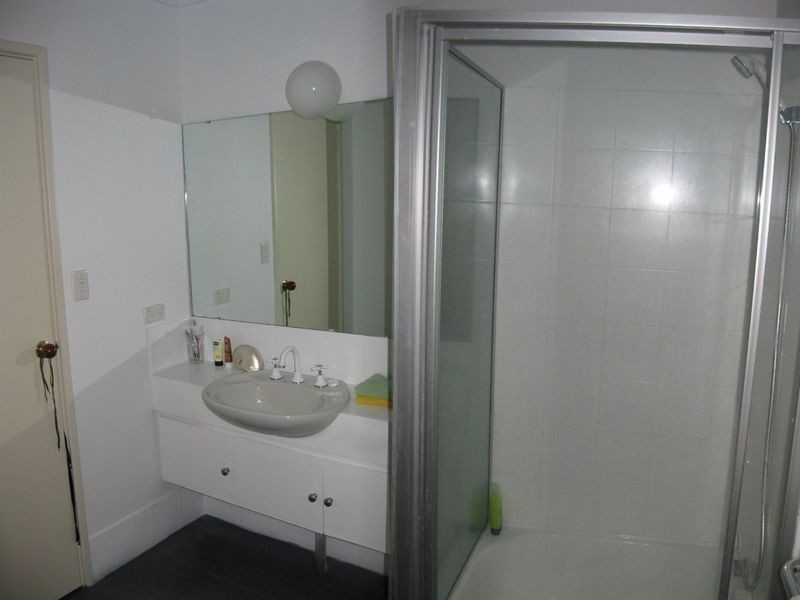 30/9 Brentham Street, Leederville WA 6007