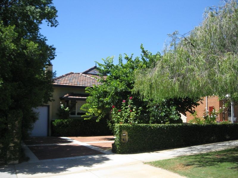 102 Mckenzie Street, Wembley WA 6014