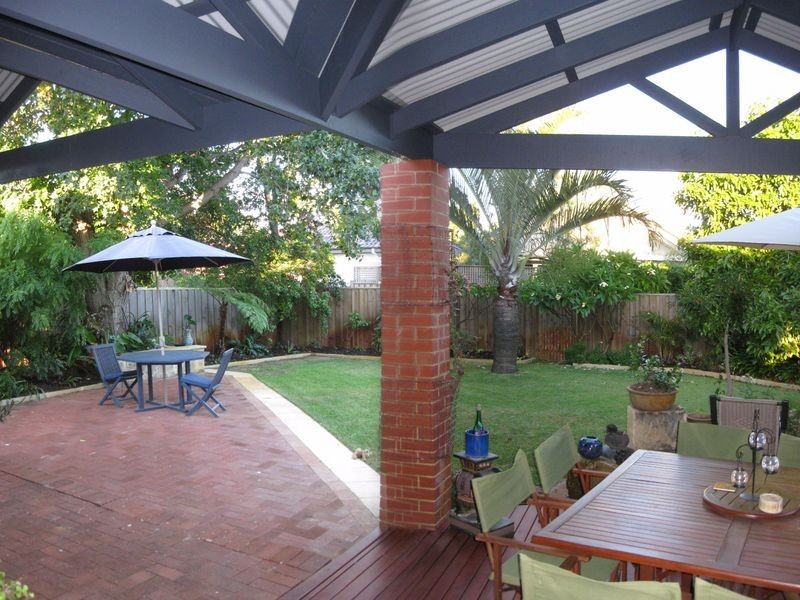 102 Mckenzie Street, Wembley WA 6014