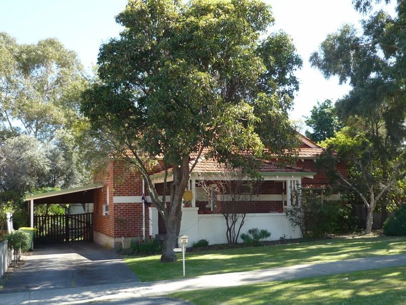 35 Essex Street, Wembley WA 6014