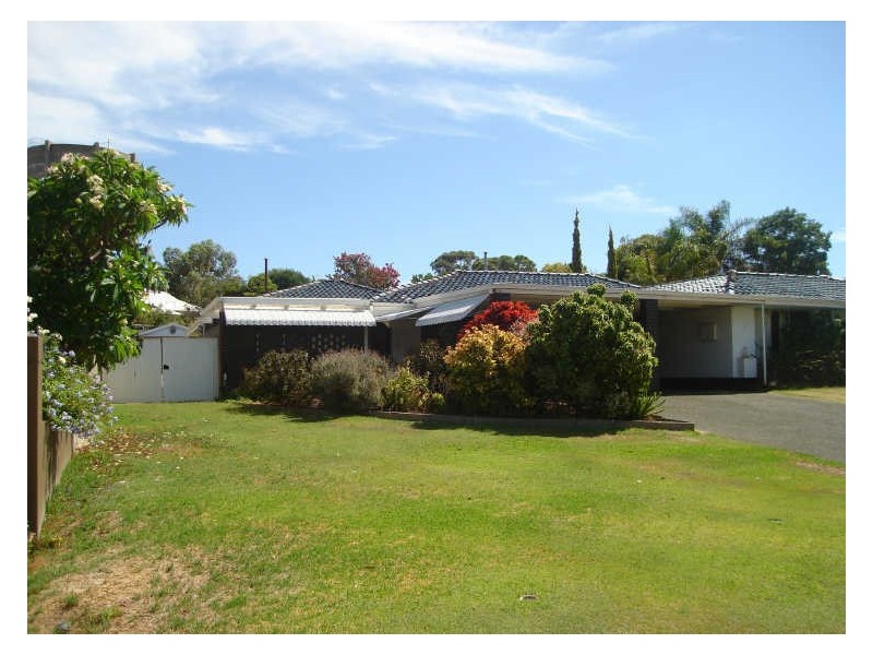 9B Buntine Road, Wembley Downs WA 6019