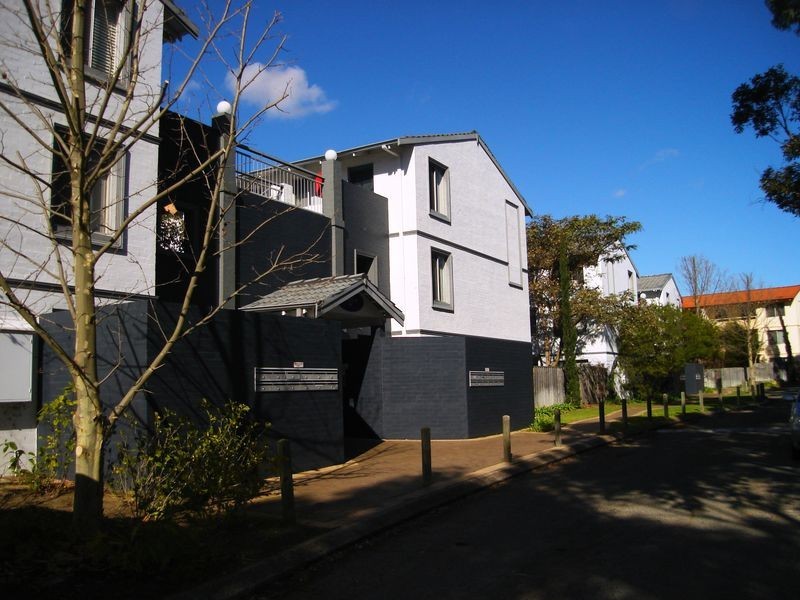 Pelican 22/125 Herdsman Parade, Wembley WA 6014