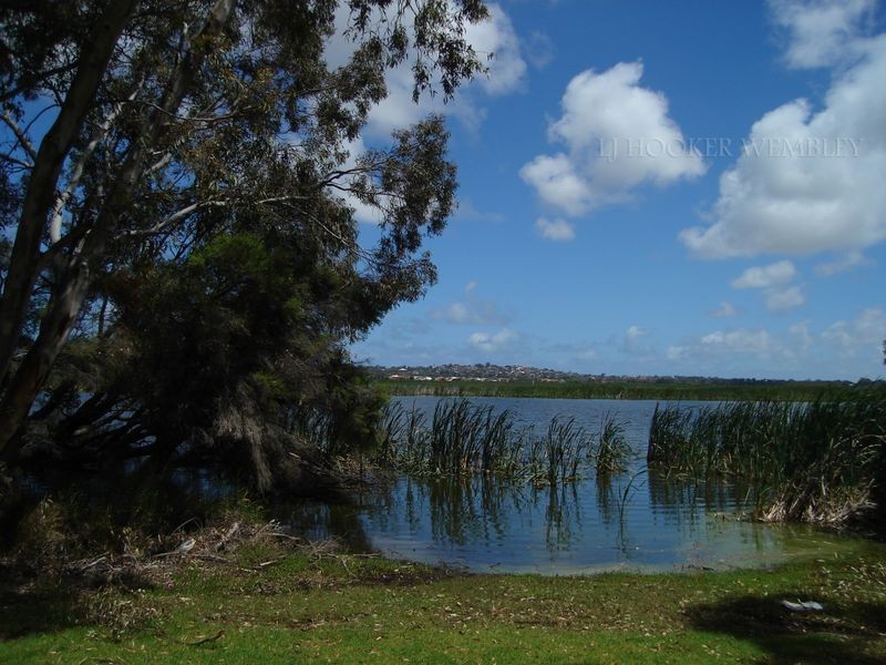 3A/19 Herdsman Parade, Wembley WA 6014