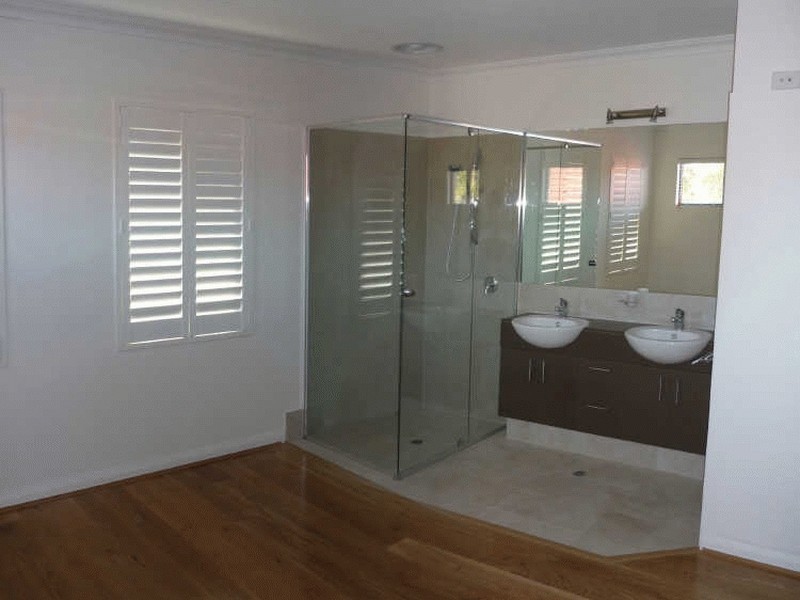 2/228 Loftus Street, North Perth WA 6006