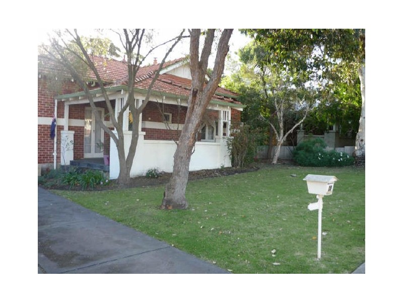 35 Essex Street, Wembley WA 6014