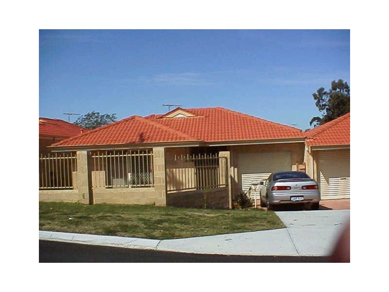 2b/ Muir Street, Innaloo WA 6018