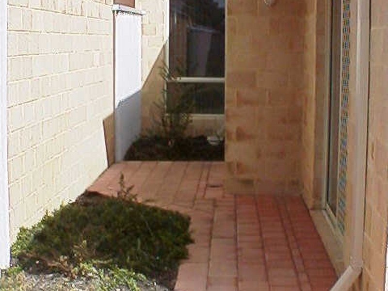 2b/ Muir Street, Innaloo WA 6018