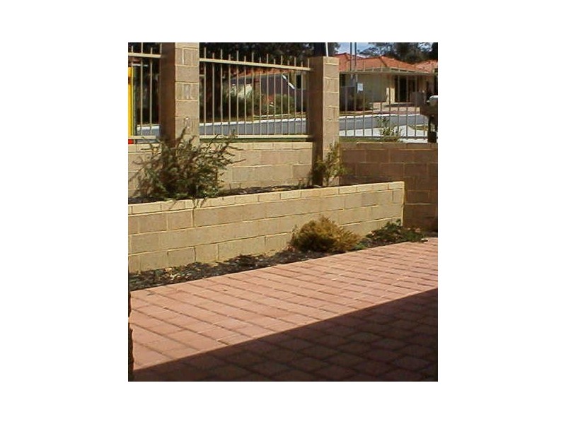 2b/ Muir Street, Innaloo WA 6018