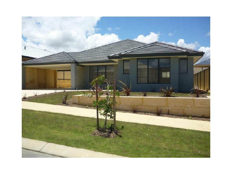 39 Elmhurst Drive, Clarkson WA 6030