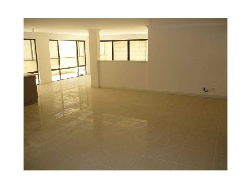 39 Elmhurst Drive, Clarkson WA 6030