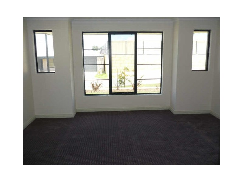 39 Elmhurst Drive, Clarkson WA 6030