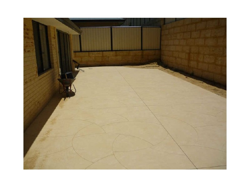 39 Elmhurst Drive, Clarkson WA 6030