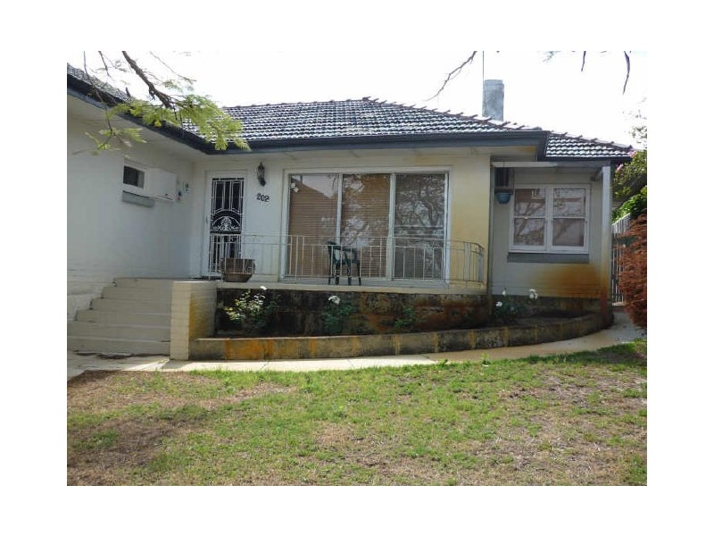 202 Harborne Street, Wembley WA 6014