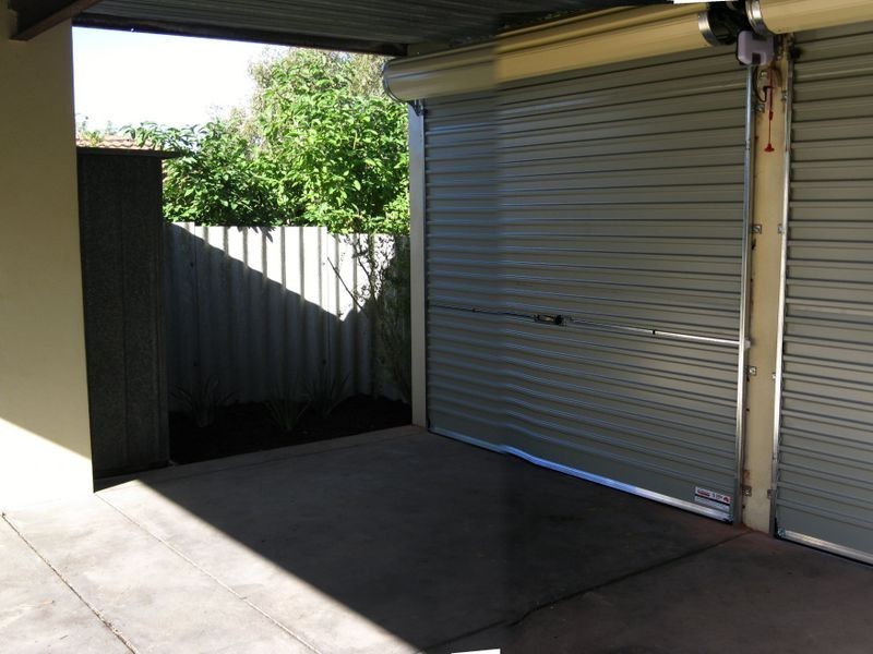 17 Roberta Street, Daglish WA 6008