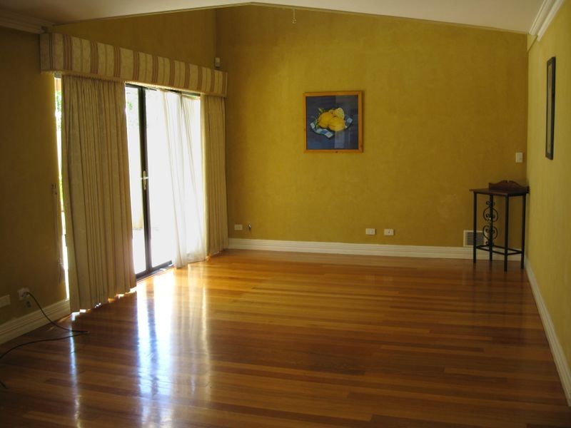 20 Quintilian St, Mount Claremont WA 6010