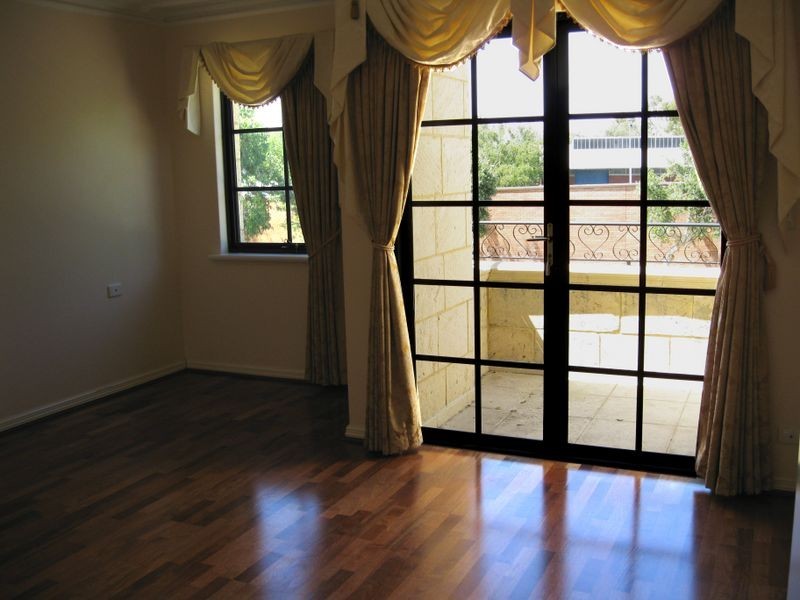 20 Quintilian St, Mount Claremont WA 6010