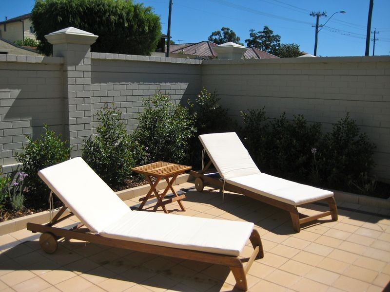 1/96 Green Street, Joondanna WA 6060