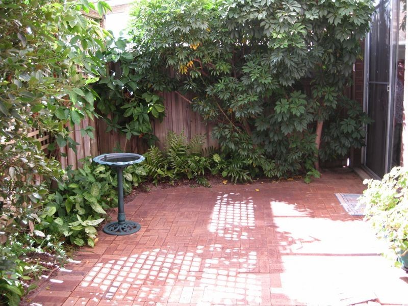 E9/47 Herdsman Parade, Wembley WA 6014