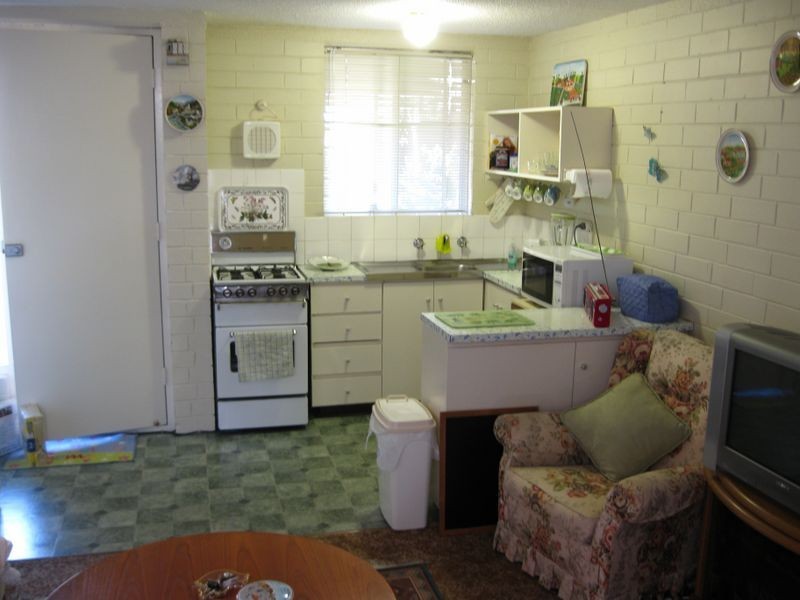 E9/47 Herdsman Parade, Wembley WA 6014