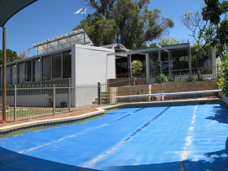 7 Orana Crescent, City Beach WA 6015