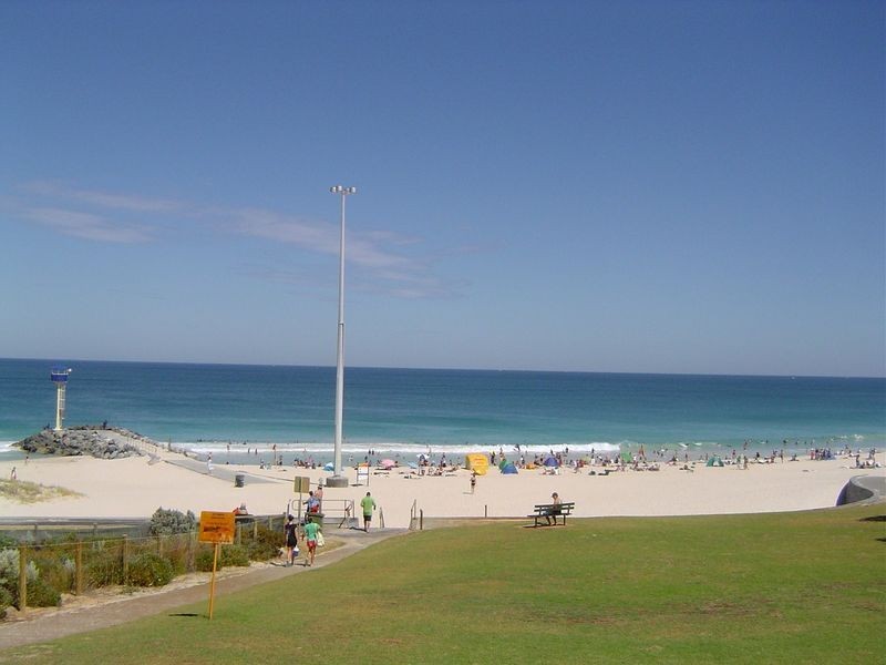 7 Orana Crescent, City Beach WA 6015