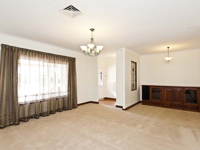 27 Essex Street, Wembley WA 6014