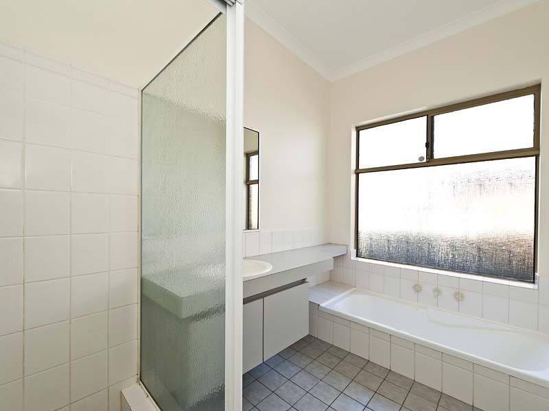 27 Essex Street, Wembley WA 6014