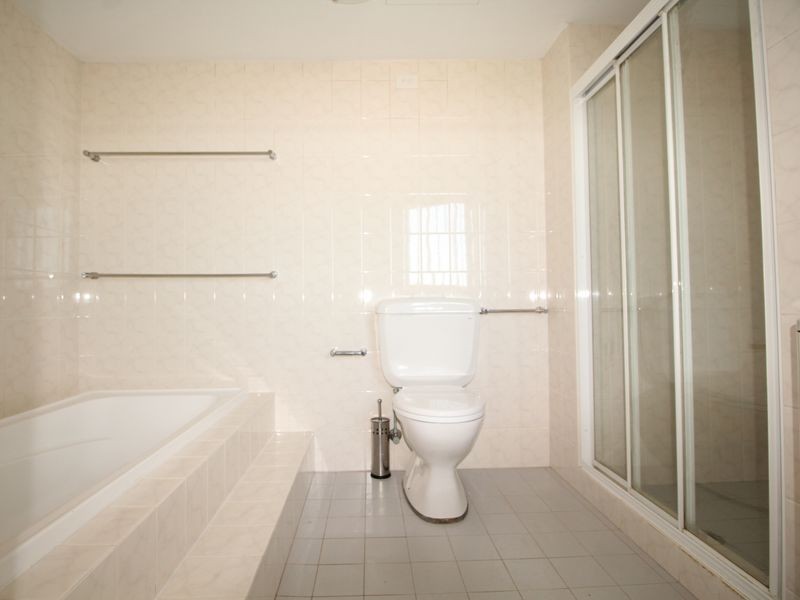 402/95 Brompton Road, Kensington NSW 2033