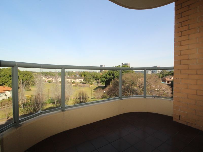 402/95 Brompton Road, Kensington NSW 2033