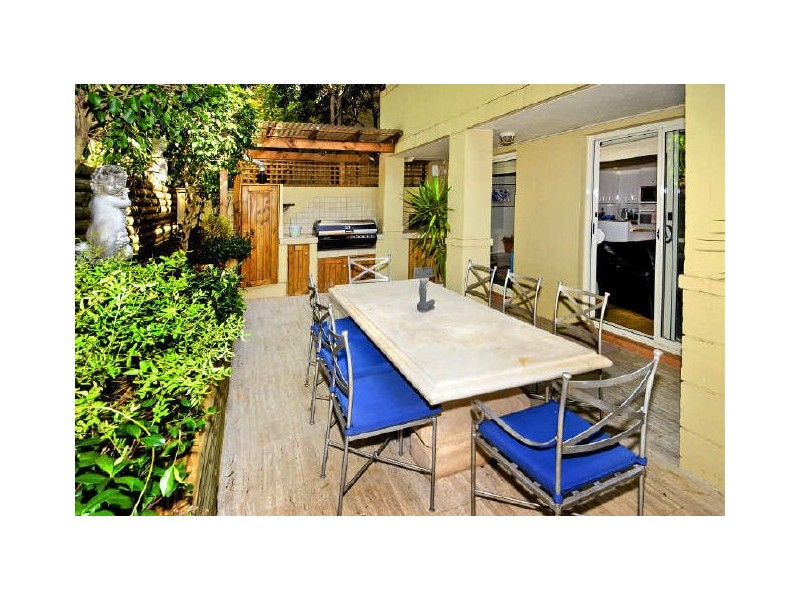 1/33 Brompton Road, Kensington NSW 2033