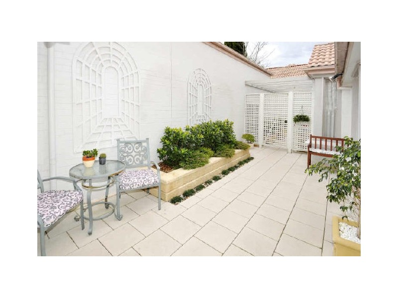 70 Brompton Road, Kensington NSW 2033