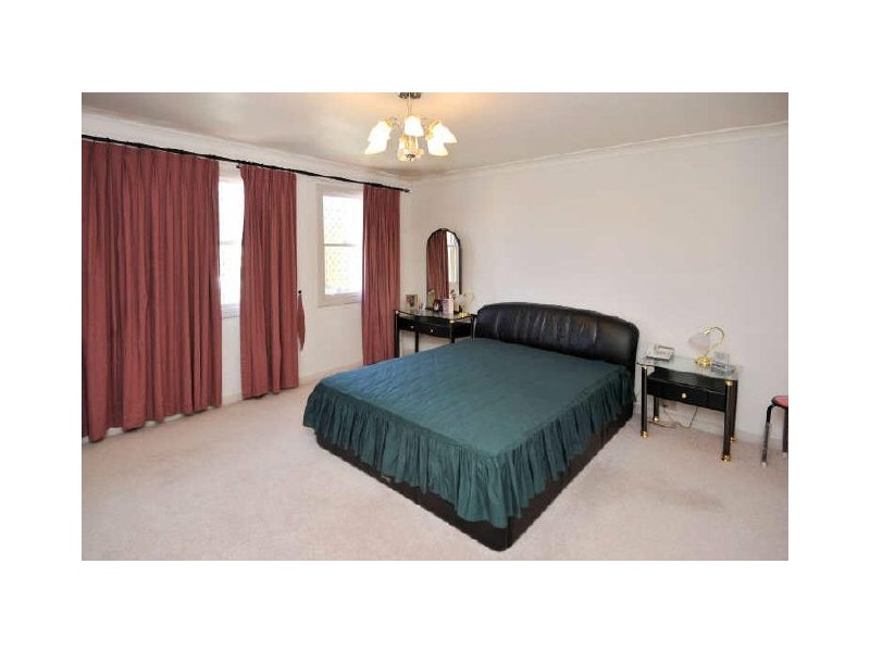 85 Brompton Rd, Kensington NSW 2033