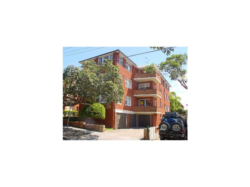 2 Grosvenor Street, Kensington NSW 2033