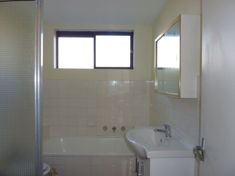 6/3 Lorne Avenue, Kensington NSW 2033