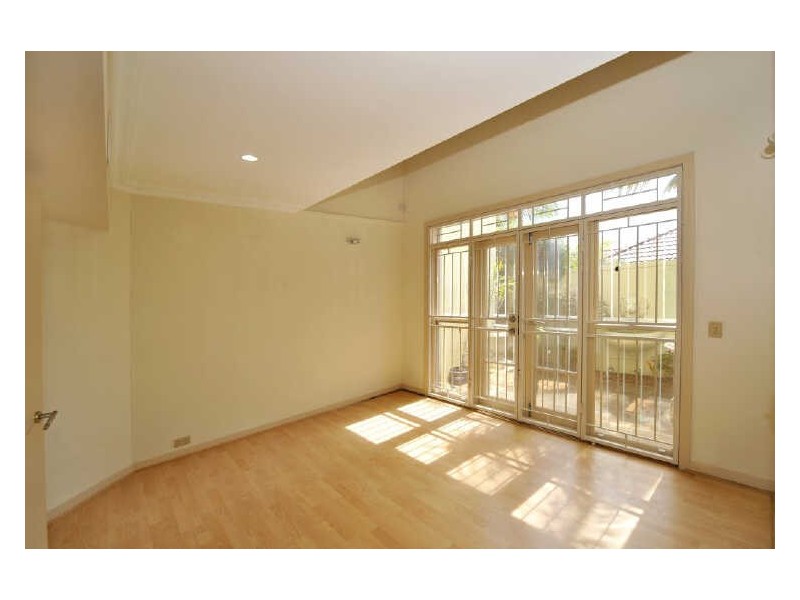 58 Brompton Road, Kensington NSW 2033