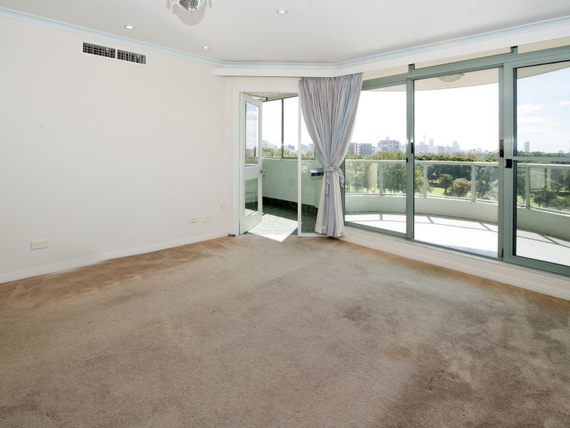 901/95 Brompton Road, Kensington NSW 2033