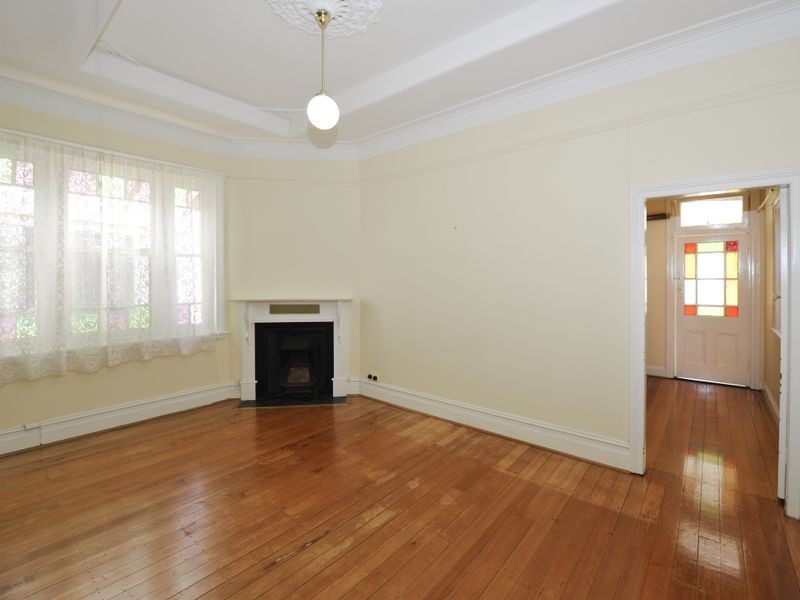 16 Grosvenor Street, Kensington NSW 2033