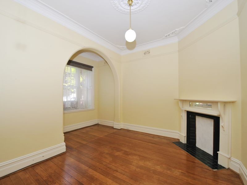 16 Grosvenor Street, Kensington NSW 2033