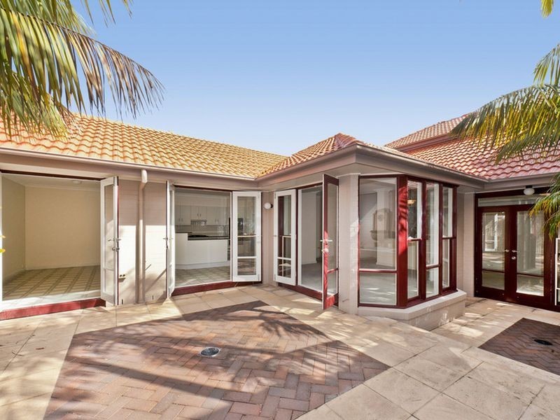 60 Brompton Road, Kensington NSW 2033