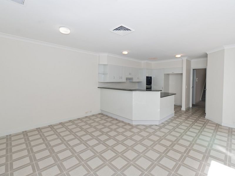 60 Brompton Road, Kensington NSW 2033