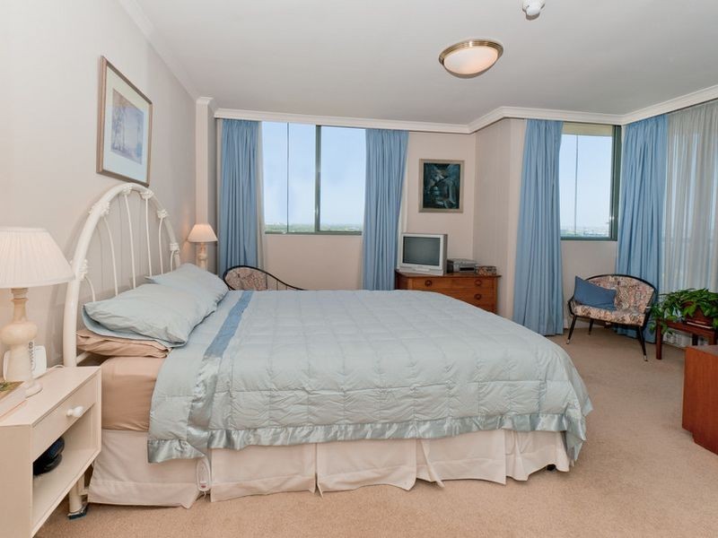 1203/95 Brompton Road, Kensington NSW 2033