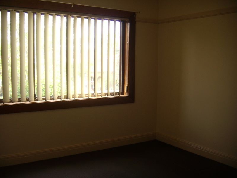 63 Florence Ave, Eastlakes NSW 2018