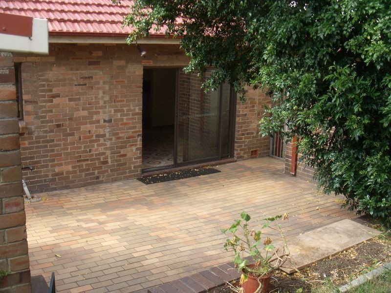 63 Florence Ave, Eastlakes NSW 2018